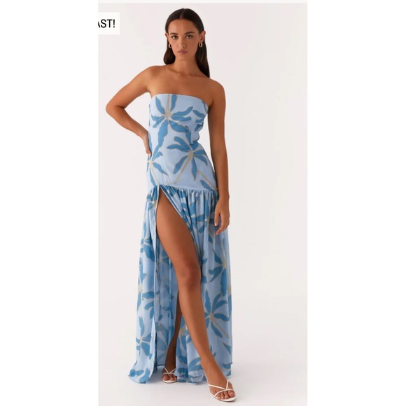 Peppermayo Dresses & Skirts - Peppermayo Eden Strapless Maxi Dress Blue Floral Palm Print High Slit NWT